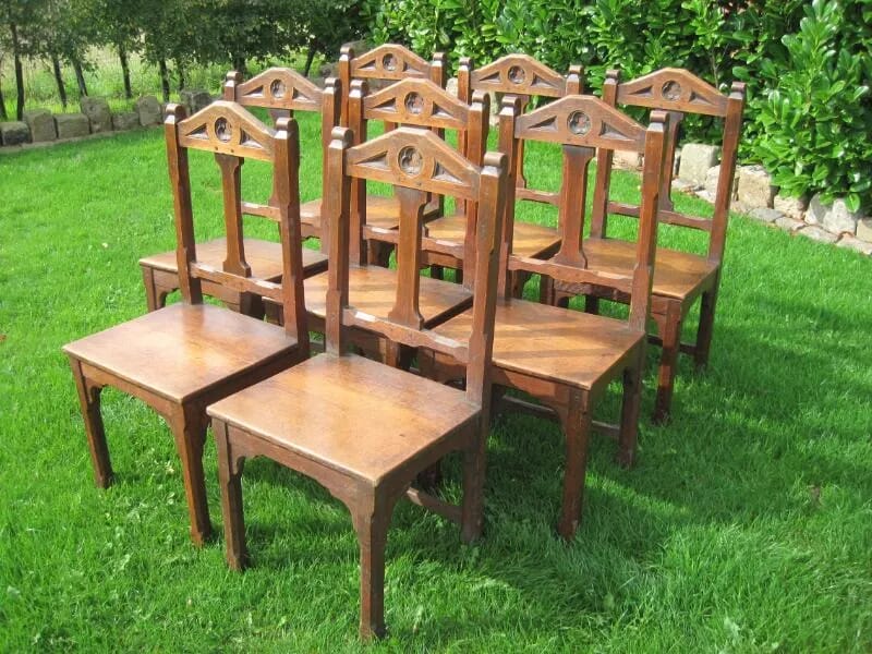 Set of 8 Worcester Cathedral Antique Gothic Dark Oak Chairs - 4719