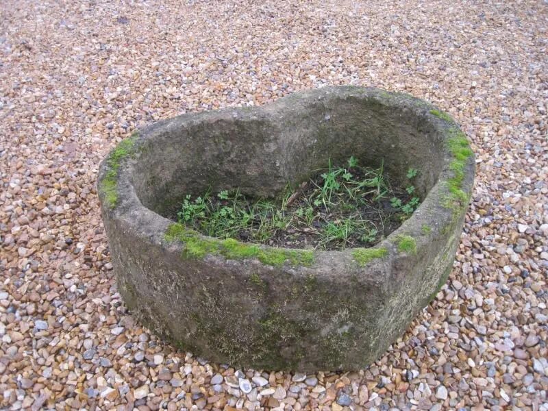 Antique Heart Shaped Garden Trough - 5338