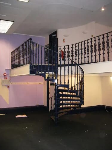 Reclaimed Cast Iron Spiral Staircase with 4 Top Rails - 5269