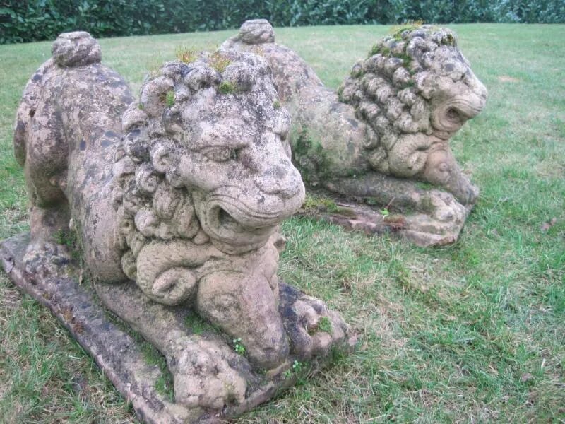 Pair of Garden Lions - 5460
