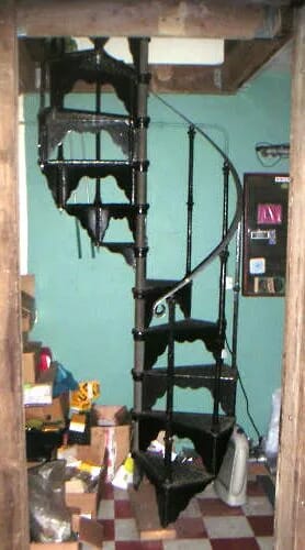 12 Step Antique Cast Iron Spiral Staircase - 5486