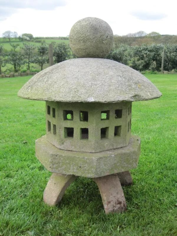 Antique Japanese Garden Lantern - 5535