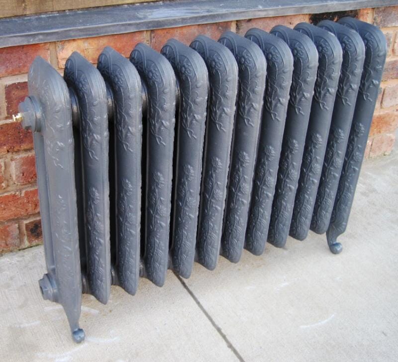 Cast Iron Daisy Radiator 12 Sections Long - Dai595/12pf2