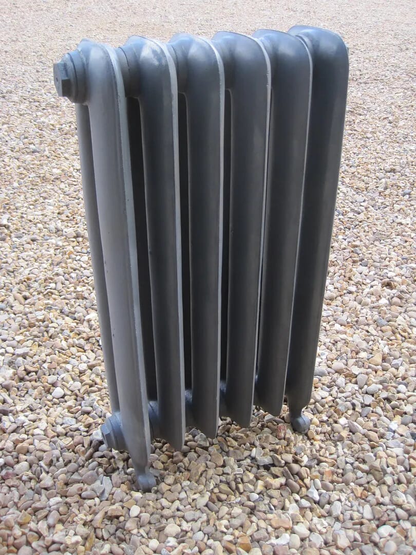 Cast Iron Duchess Radiator by Carron in a Primer Finish - Duc785/6pf
