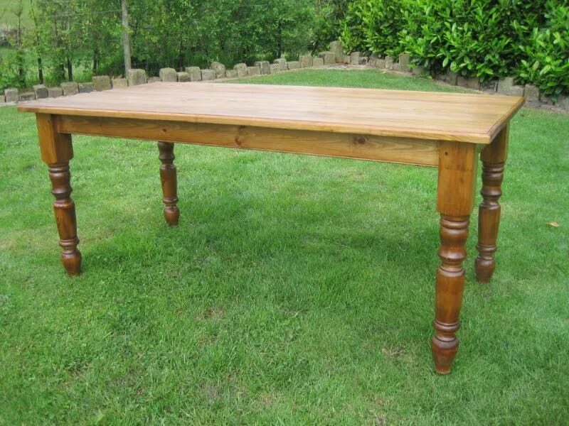 Solid Pine Dining or Kitchen Table in a Waxed Finish - 5402a