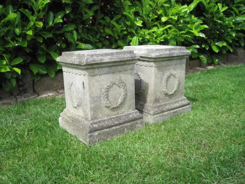 Pair of Vintage Garden Plinths - 5592