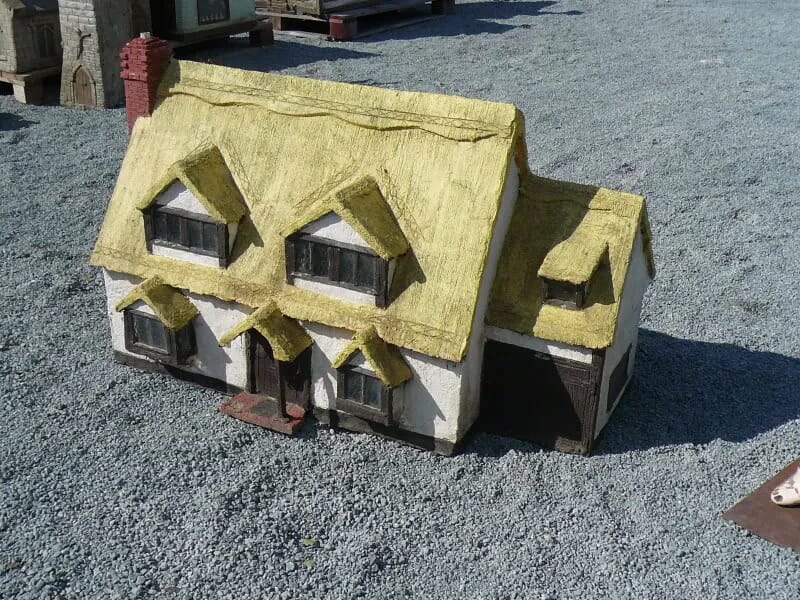 Original Model Village Building - 2948