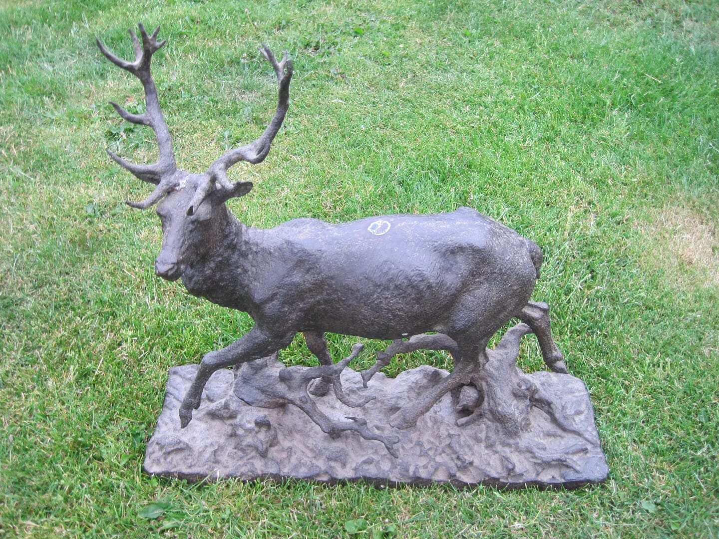 Cast Iron Coalbrookdale Startled Stag - 3850