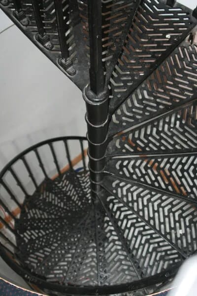 16 Step Antique Victorian Cast Iron Spiral Staircase - 5659