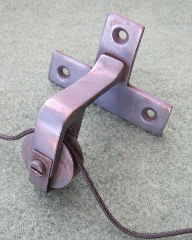Antique Black Directional Butlers Bell Pulley - bpu3ab