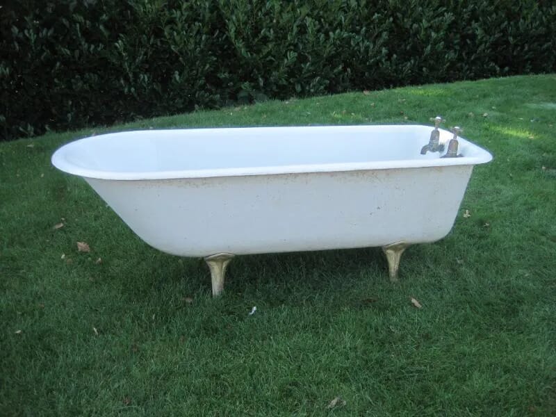 Antique Original Salvaged Roll Top Cast Iron Bath - 5073