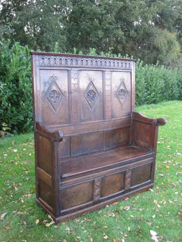 Antique Oak Boxed Seat Settle - 5724
