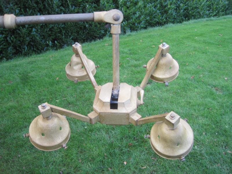 Industrial Wall Mounted Dentists Lamp - 4936
