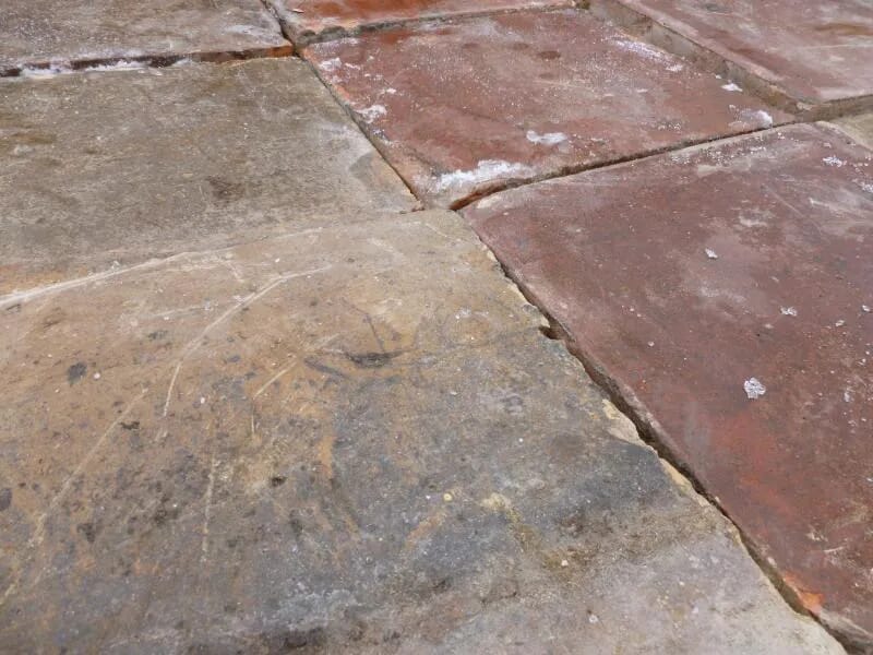 Pallet of 119 Georgian Quarry Floor Tiles - 5853