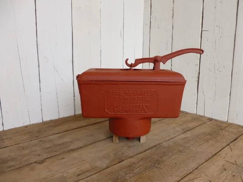Reclaimed Cast Iron High Level Toilet Cistern - 5978