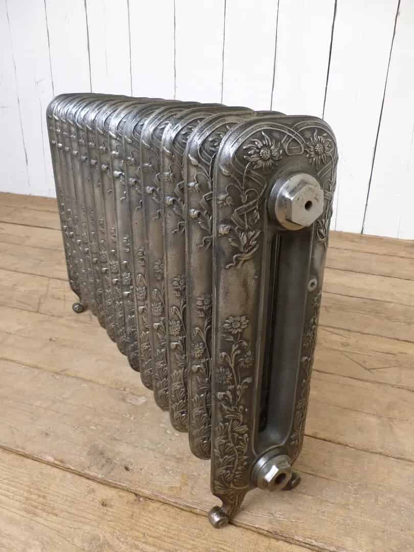 Daisy 2 Column Full Polish Radiator - 595mm Tall x 858mm Long x 175mm Deep