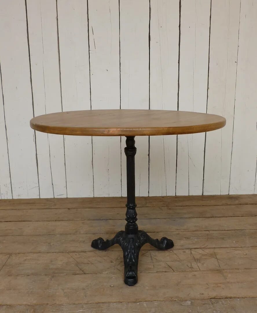 Reclaimed Pine Pedestal Table - con23