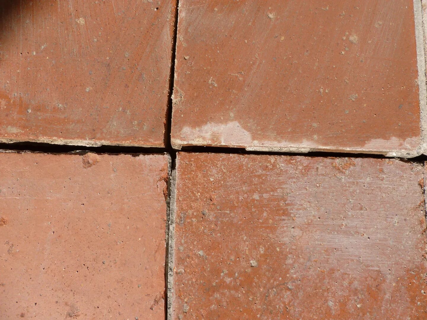 Pallet of 165 Victorian Quarry Floor Tiles - 6243