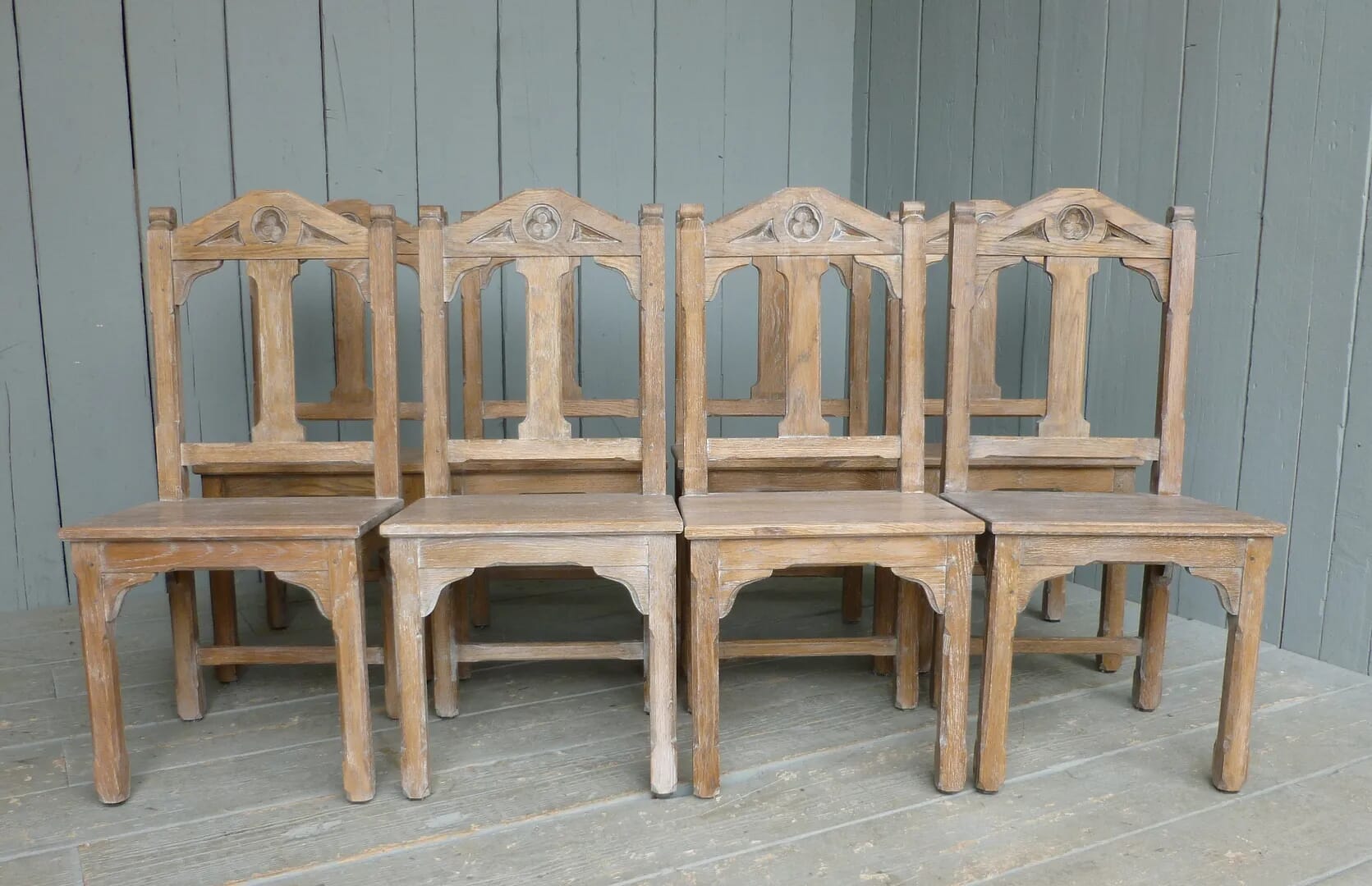 Set of 8 Worcester Cathedral Antique Gothic Limed Oak Chairs - vworc8L