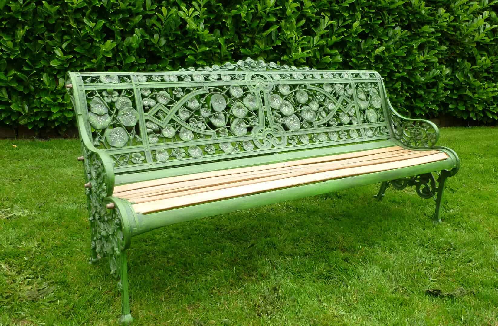 Coalbrookdale Nasturtium Pattern Garden Bench