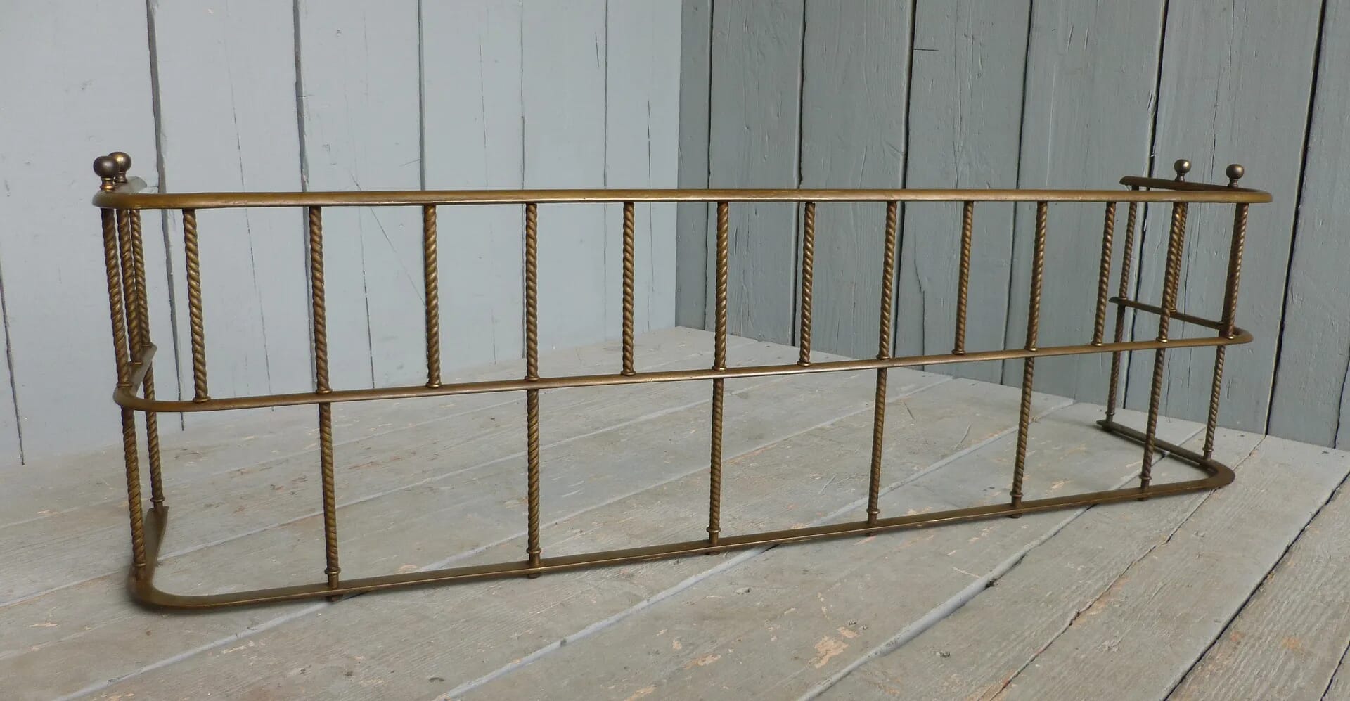 Antique Brass Fireplace Fender - 6093