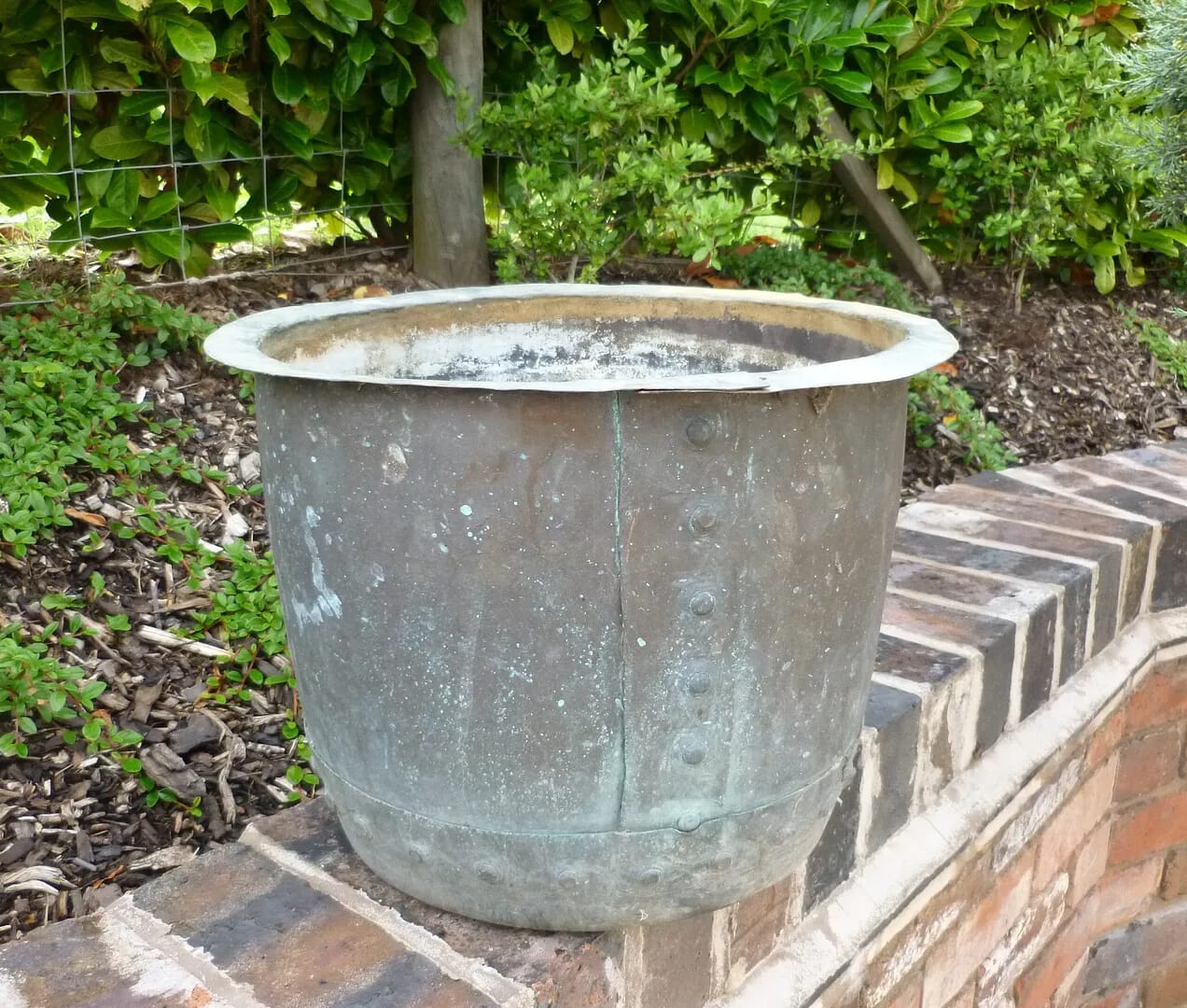 Antique Copper Garden Outdoor Pot / Planter - 6281
