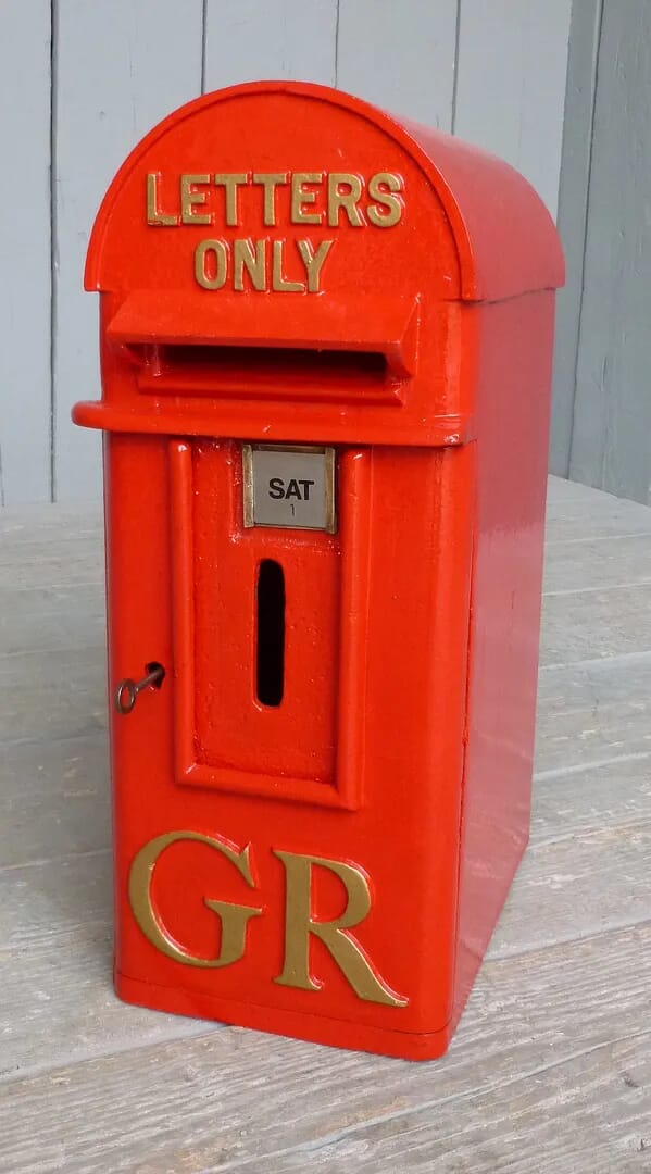 Original Red GR Pole Mounted Post Box - 6263