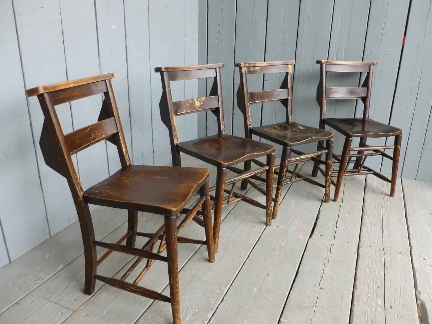 Set of 4 Antique Kitchen Restaurant or Dining Chairs
