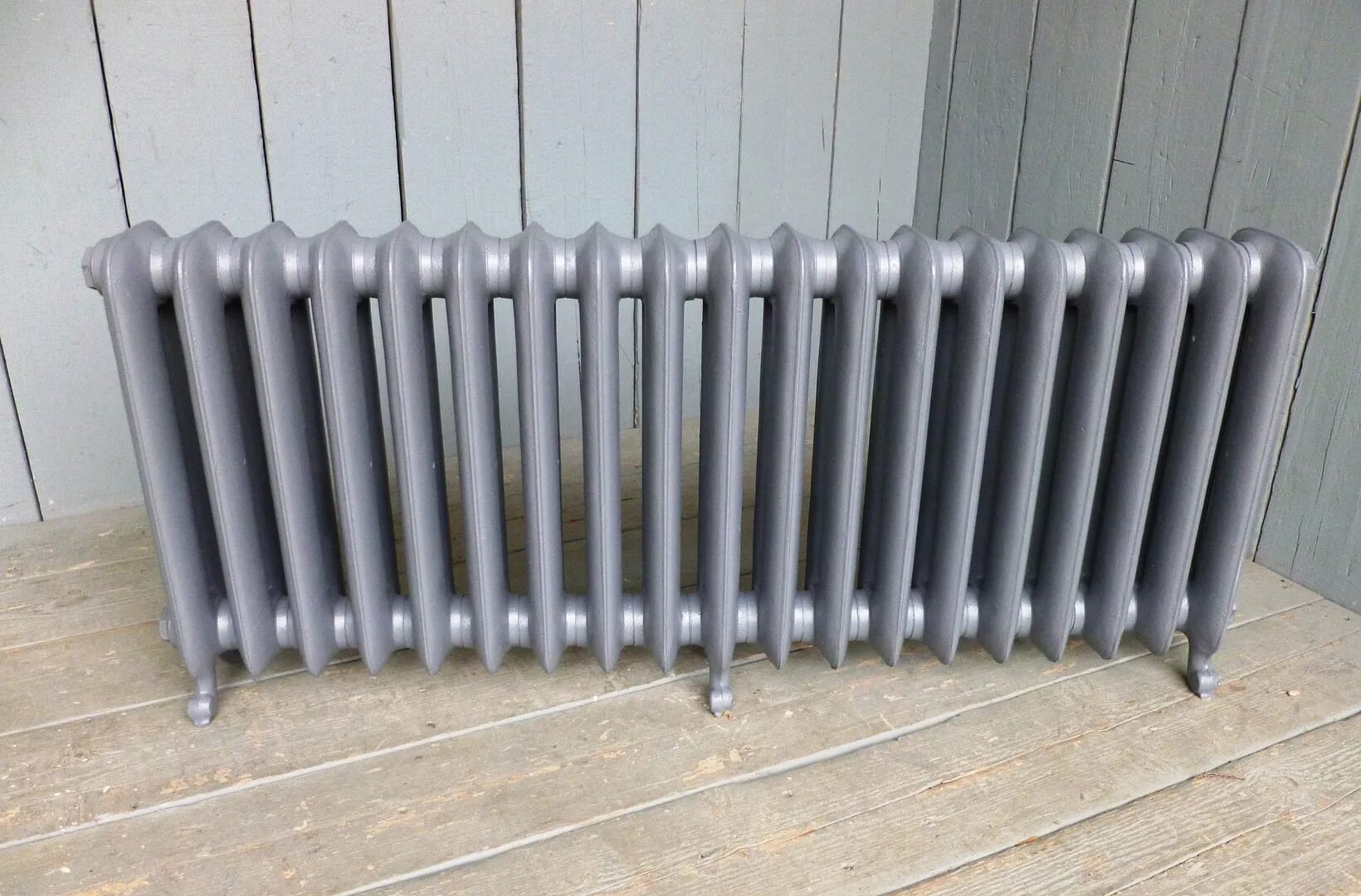 Cast Iron Duchess Radiator - duc590/19pf