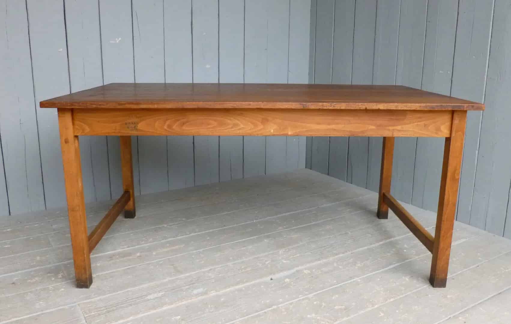 Laboratory Table