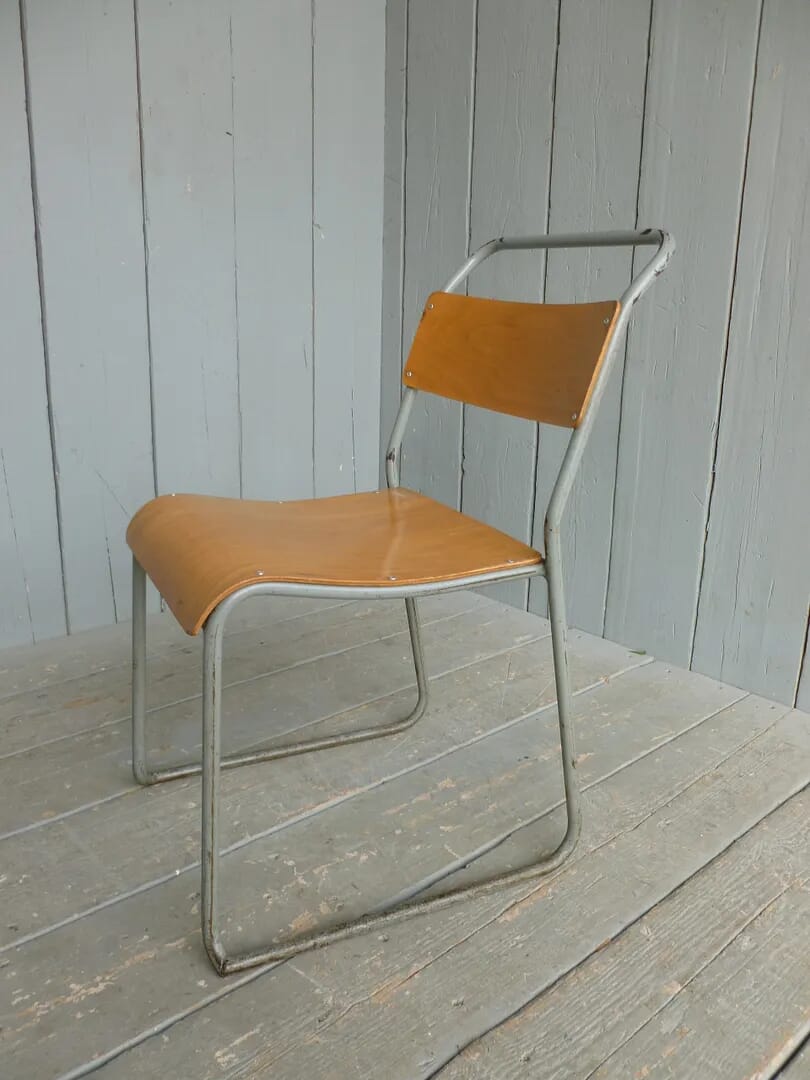 Tubular Steel Retro Stacking Chairs - 6439