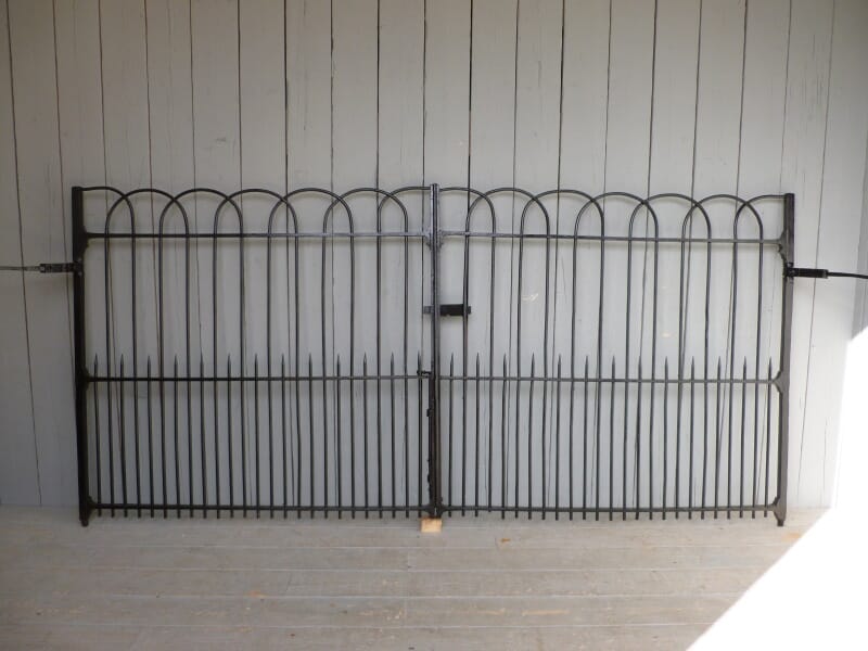 Pair of Antique Hoop Topped Gates - 6330