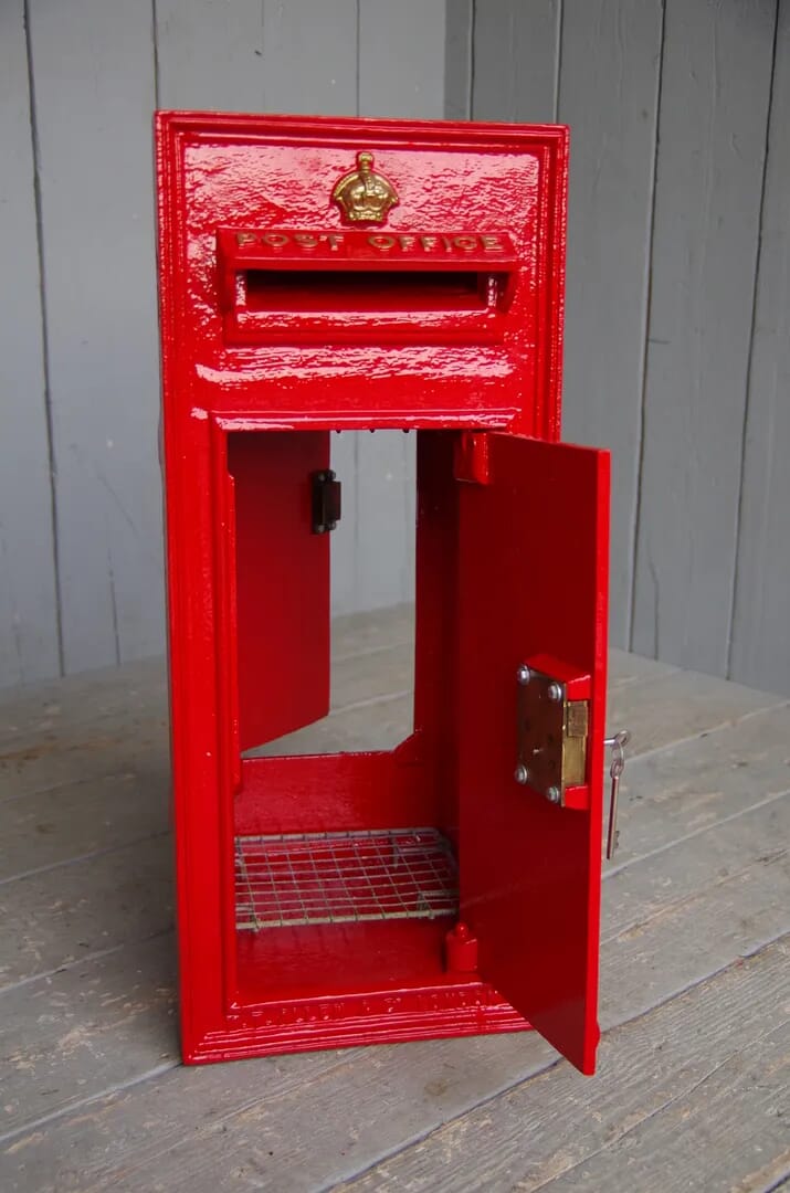 Antique GR VI Original Wall Mounted Post Box - 6404