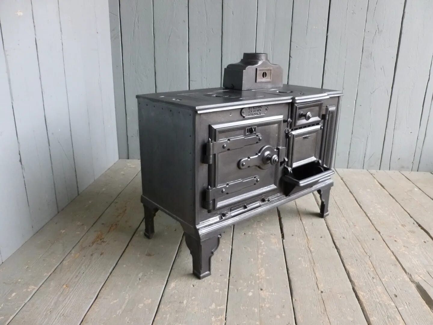 Antique Reclaimed Cast Iron Kitchen Range or Stove - 6028
