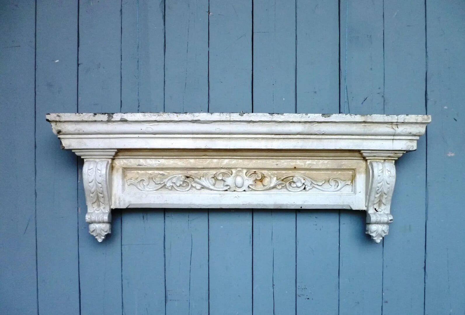 Magnificient Antique Cast Iron Overdoor - 6533