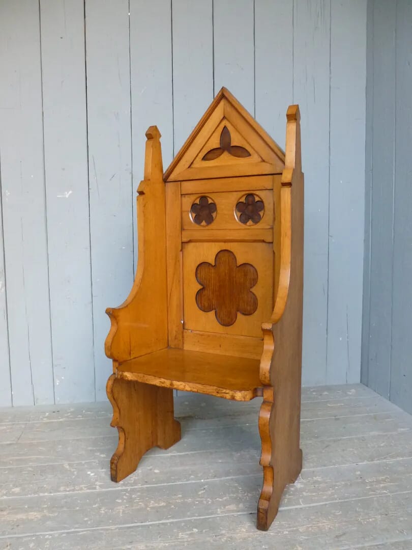 Solid Oak Antique Gothic Chair - 6553