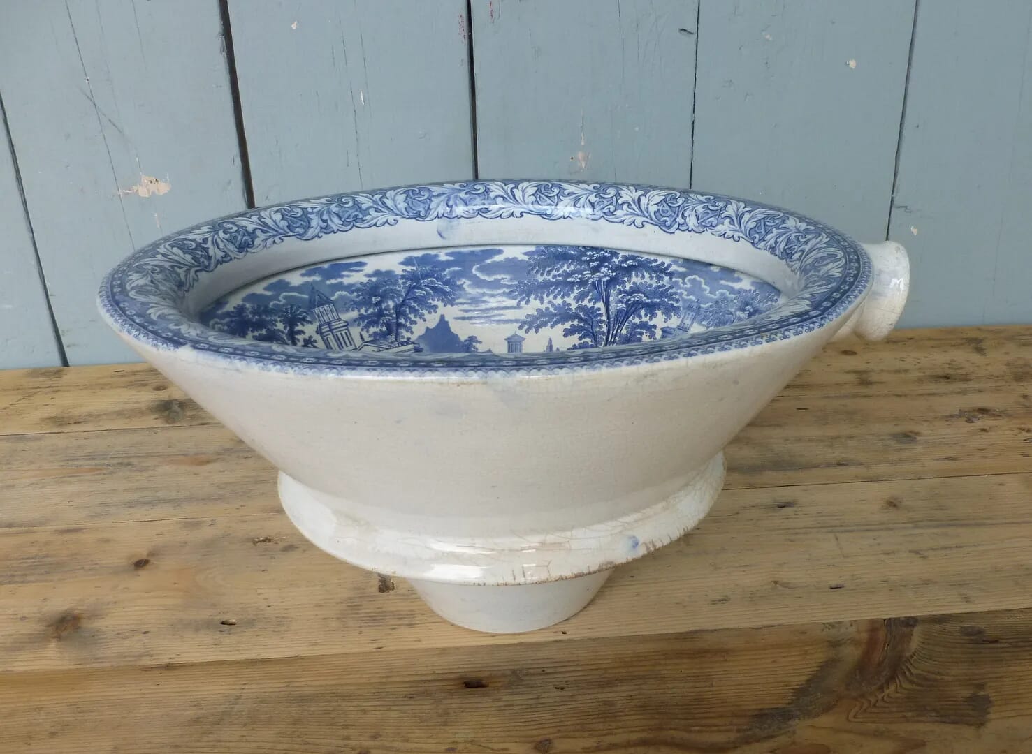 Antique Decorated Toilet Pan - 6599