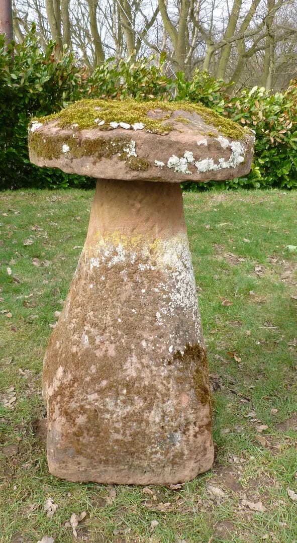 Reclaimed Antique Garden Staddle Stone - 6787