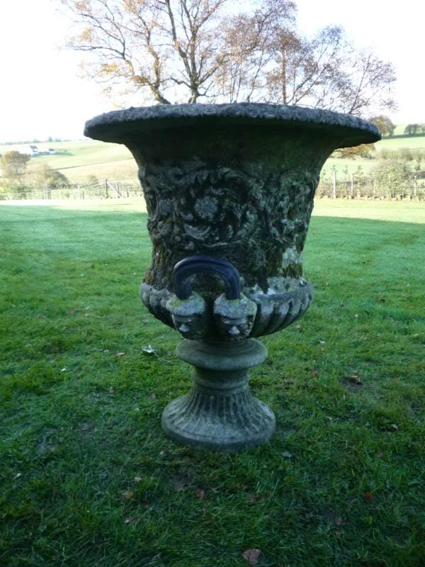 A vintage chilstone William IV classic urn - 4329