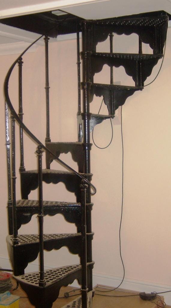 Cast Iron Spiral Staircase 11 Steps - 6090