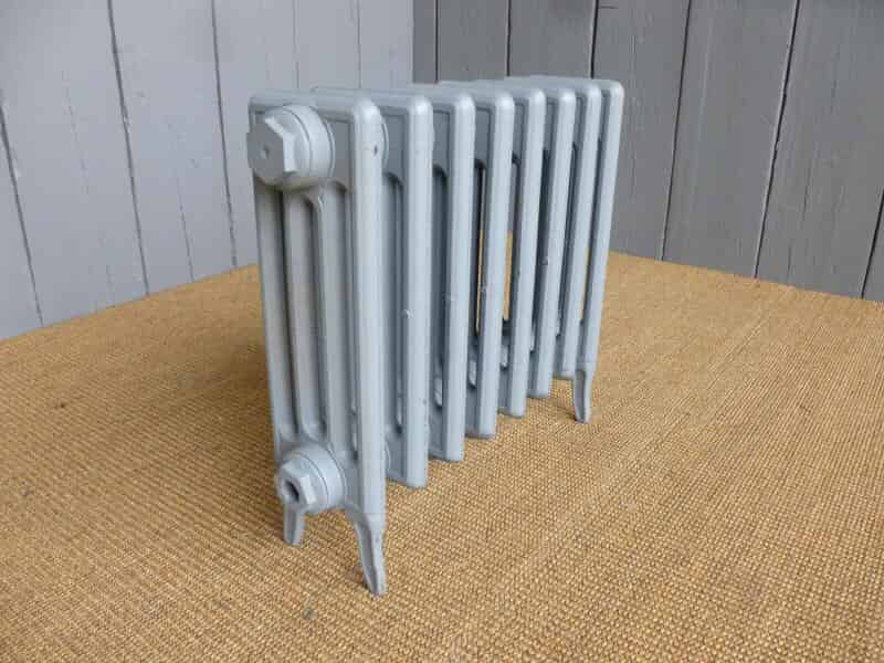 Victorian 4 Column Radiator - 8 Sections Long - 460mm Tall x 140mm Deep