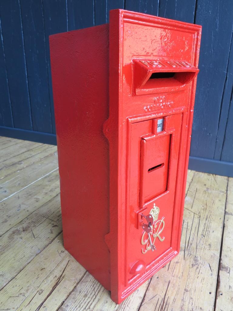 Original GR 6th Wall Mounted Post Box - 6363