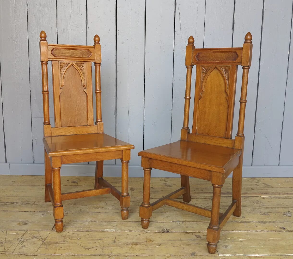 Harlequin Pair of Decorative Oak Chairs - 7217