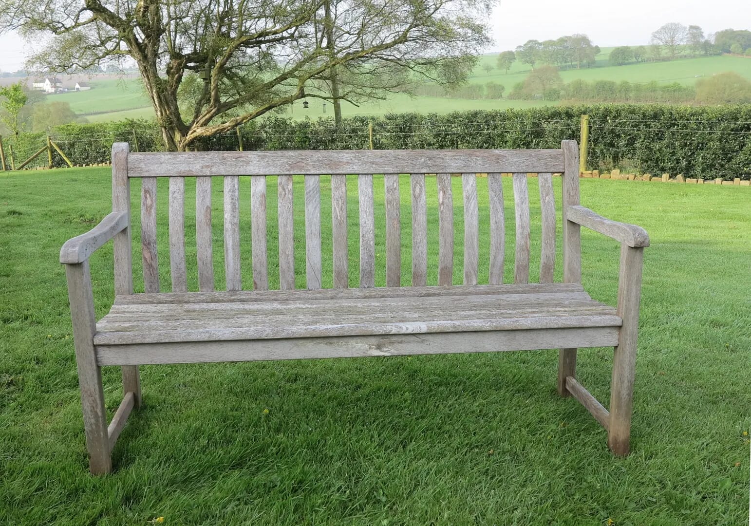 Vintage Teak Bow Back Garden Bench - 7325