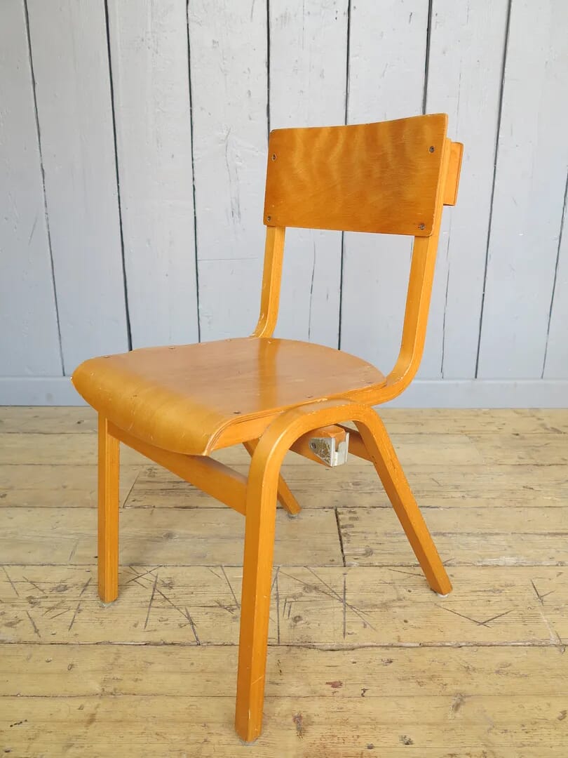 Retro Stacking Chairs - 7345