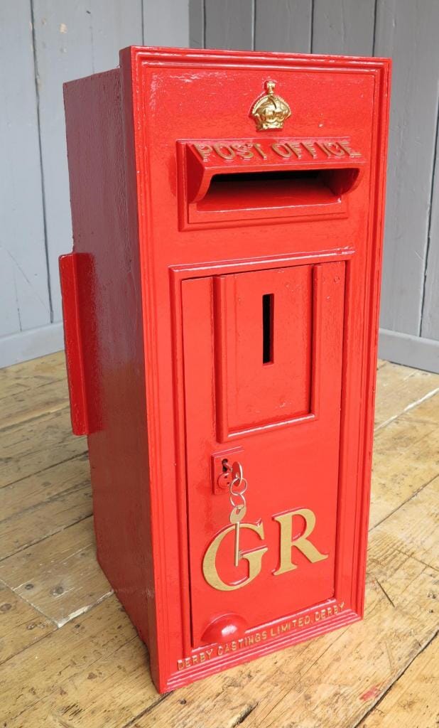 Original Antique Wall Mounted Cast Iron GR Post Box - 7363