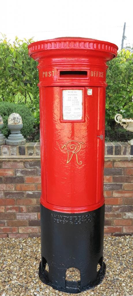 Original VR Cast Iron Pillar Box - 7323