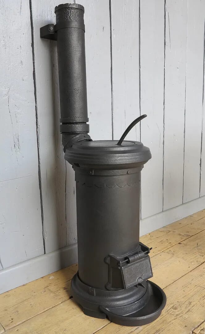 Reclaimed Arctic Stove with Ash Pan - 7382