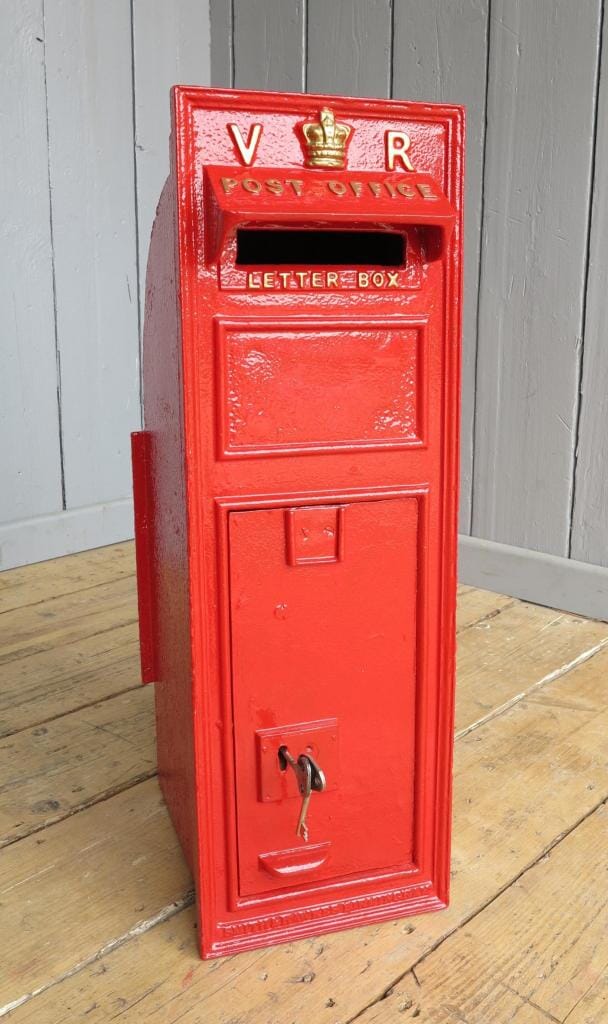 Very Rare VR Wall Mounted Post Box - 7338