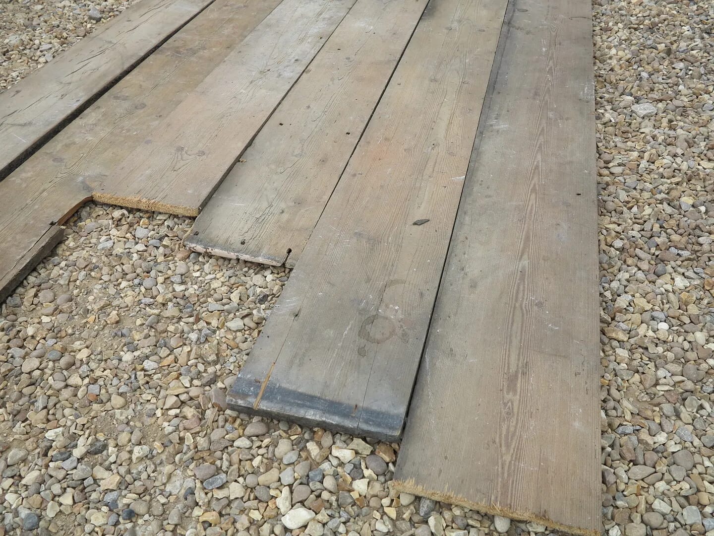 Georgian Reclaimed Pine Floorboards - 7494